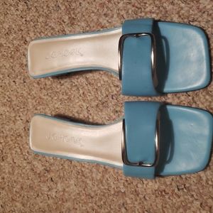 J.G. Hook slip in heels